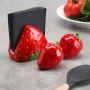 Salt and Pepper Shakers Versa Ceramic Dolomite Strawberry 6,3 X 7,3 X 6,3 CM