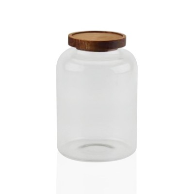 Tin Versa 1,8 L