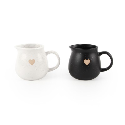 Milk jug Versa