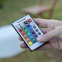 Siège gonflable avec LED multicolore et télécommande InnovaGoods Blanc (Reconditionné A)
