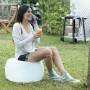 Siège gonflable avec LED multicolore et télécommande InnovaGoods Blanc (Reconditionné A)