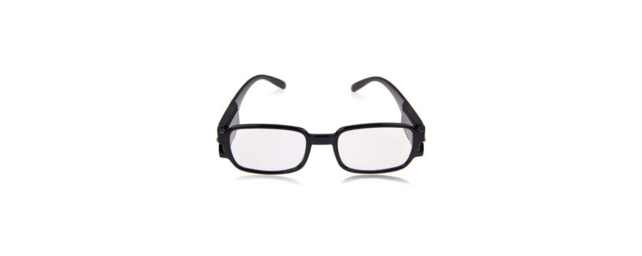 Reading glasses and magnifying glasses